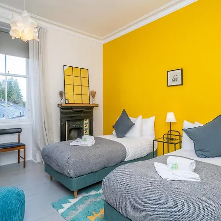 New Stunning 3 Beds Flat In Chic Area Of The Apartment Edinburgh