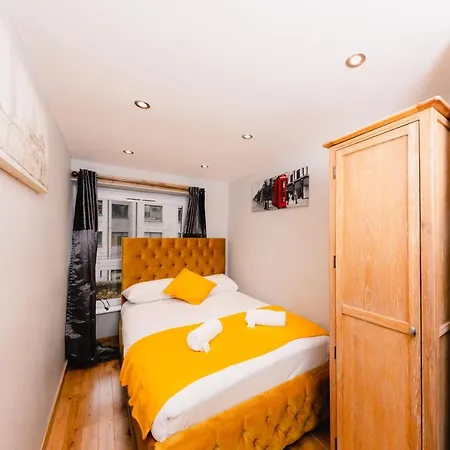 Apartment Superb Luxury Quality Central Apartment On Canal *