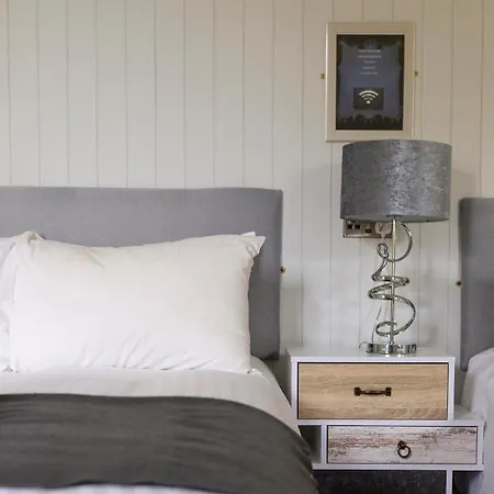 48 Gilmore Place Residences Hotel