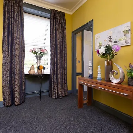 48 Gilmore Place Residences Hotel