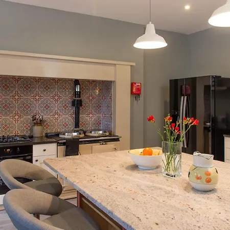 Gorgeous 3-bedroom