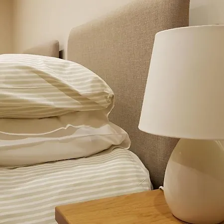 Gorgeous 3-bedroom アパート