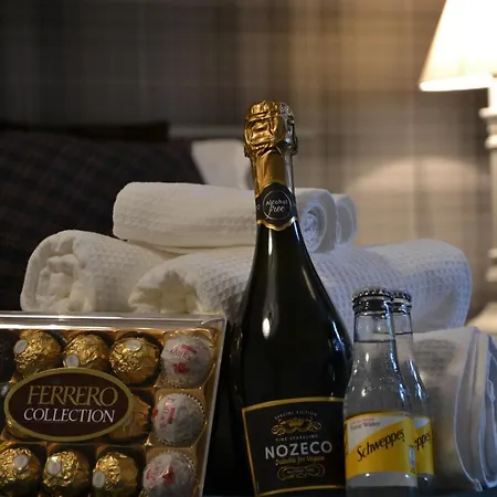 Luxury Scottish In Peaceful Meadows Park * Edinburgh