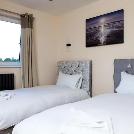 Luxury Arthur Seat Viewtownhouse With A Hot Tub Сasa de vacaciones