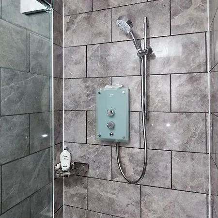 Сasa de vacaciones Luxury Arthur Seat Viewtownhouse With A Hot Tub