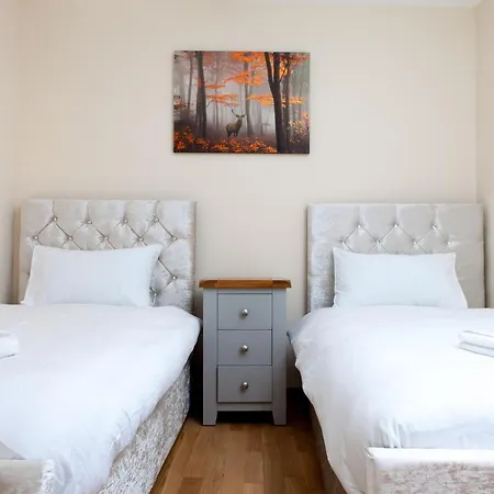 Luxury Arthur Seat Viewtownhouse With A Hot Tub Сasa de vacaciones *