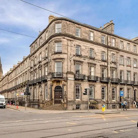 Spectacular West End 2br-1ba, Near Haymarket - Private Entrance & Courtyard By Bonjour Residences 公寓