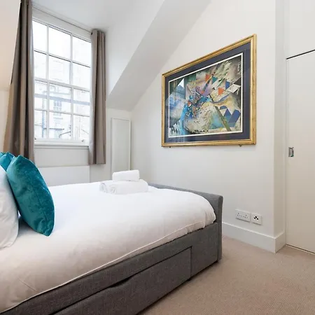 Apartamento Joivy Contemporary And Vibrant 1br Flat Near Princes Street *