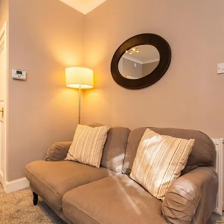 Daire Historic 4 Bedroom Apartment In Dean Village