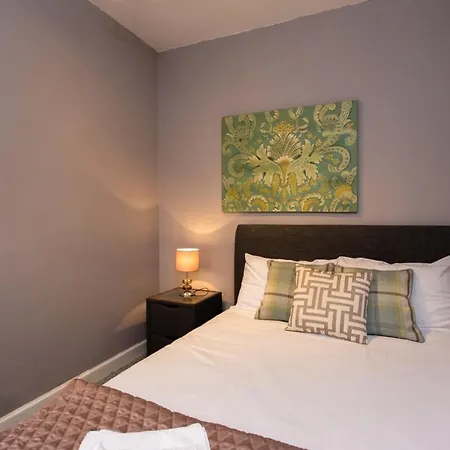 Daire Historic 4 Bedroom Apartment In Dean Village Edinburgh