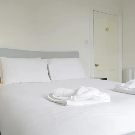 Appartement Modern And Colourful Flat By The Castle Edinburgh