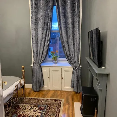 Glamours Stylish Victorian Near Centre Apartamento *