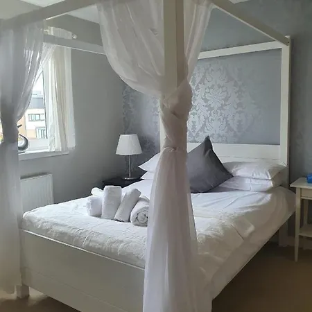 Boutique Townhouses Daire Edinburgh