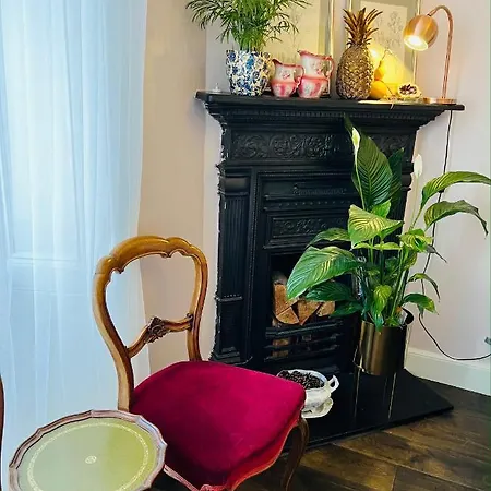 Апартаменты Good Times Elm Row Centre