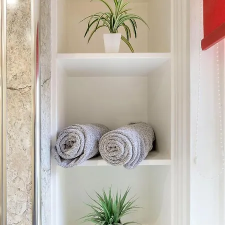 Lägenhet Stunning 1 Bed At Holyrood Palace & Arthurs Seat