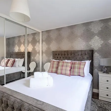 Stunning 1 Bed At Holyrood Palace & Arthurs Seat Эдинбург