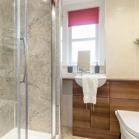 Stunning 1 Bed At Holyrood Palace & Arthurs Seat Апартаменты Эдинбург