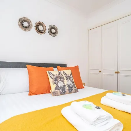 شقة Pass The Keys Homely And Bright 2Beds Flat With Free Parking إدنبرة