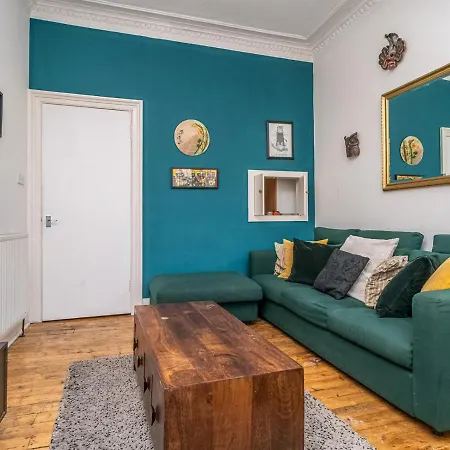 Stylish & Homely 2 Beds Flat Nearcity Centre شقة *