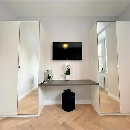 Luxury Reno'd 1 Bed Nr Bruntsfield & The Meadows Lägenhet *