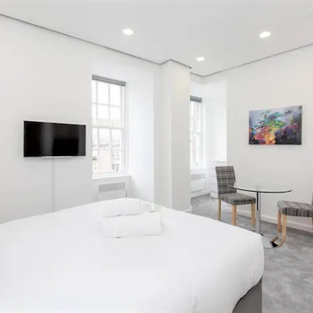 Appartamento Gorgeous Studio At The Heart Of Old Town Edimburgo
