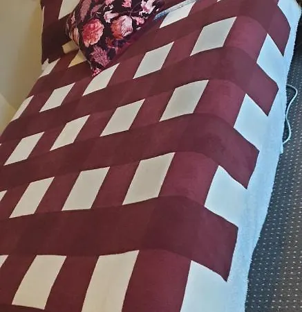 Pansiyon A Double Room In Vibrant Leith- Female Guest Only Edinburgh