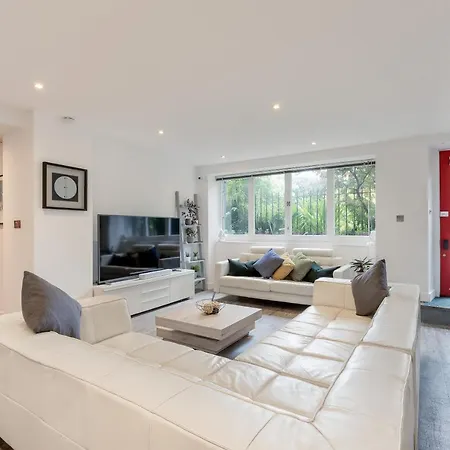 Luxury Architect Designed 13 Mins To Royal Mile 度假居 爱丁堡