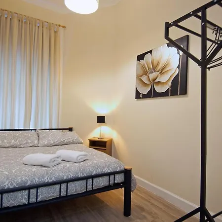 Apartment Pitt Street Apartment Beautiful Spacious Apartment Free Parking And Free Sanitizer Edinburgh