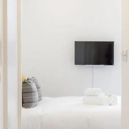 Gorgeous Studio At The Heart Of Old Town 아파트 에든버러