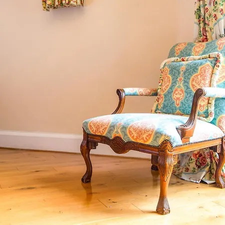 Apartament Famous House, 1 Minute From Castle *