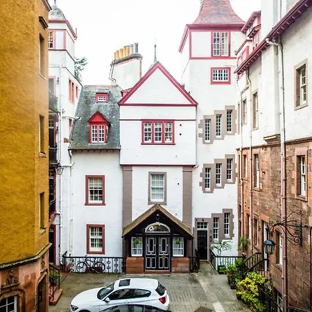 Apartament Famous House, 1 Minute From Castle *