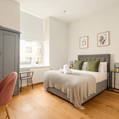 公寓 Spacious And Bright 2Bdr 2Ba Apartment 爱丁堡