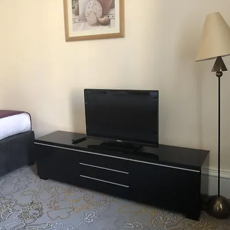 Apartahotel Cairn & Edimburgo