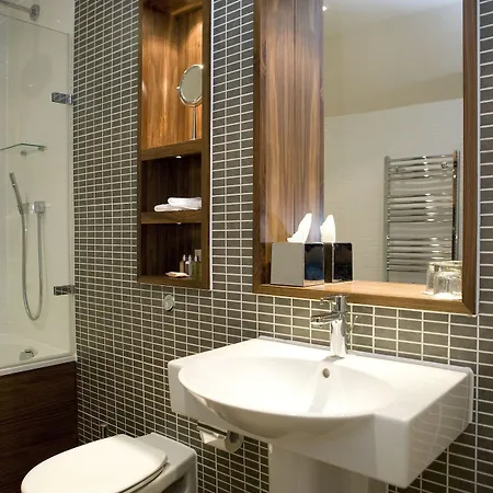 Hotel Fraser 4*