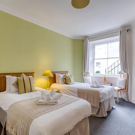 No32 Edinburgh