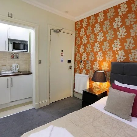 Palmerston 4*