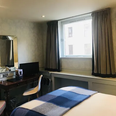 Grove House Hotel