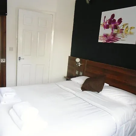 Blossom 3* Edinburgh