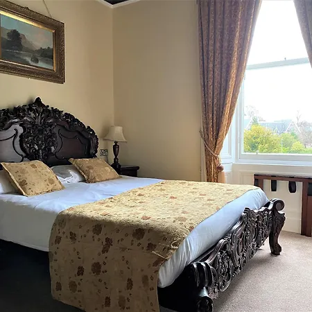 Glenalmond House 4*