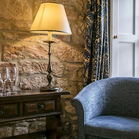 Dalhousie Castle Y Aqueous