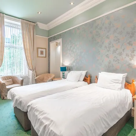 Hotel Ceilidh-donia 3*