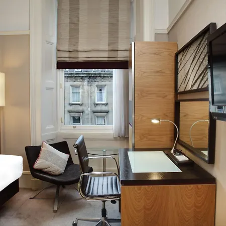 Grosvenor Hotel 4*
