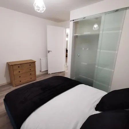 Lolo 1 Apartment Edinburgh