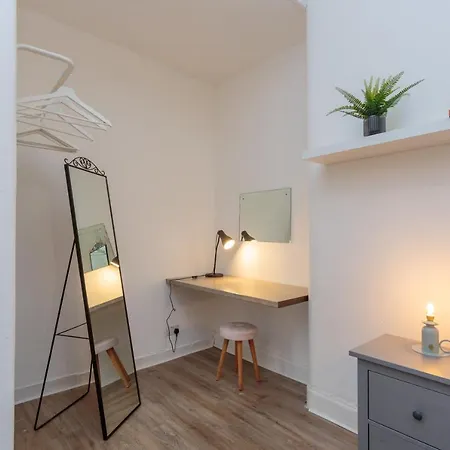 Stylish At The Edge Of Meadows Park * Edimburgo