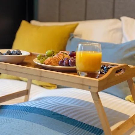 Appartement Lovely Beneath Castle