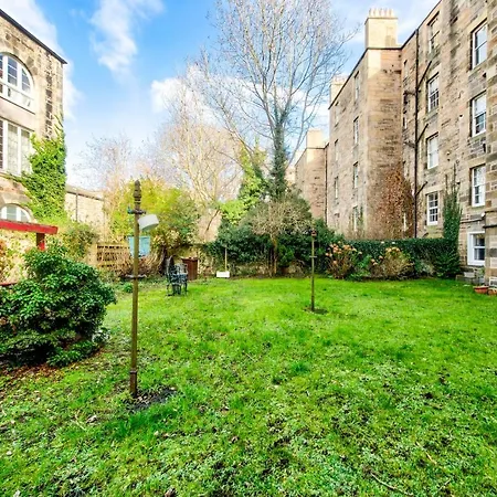 Guestready Fantastic 1bdr Wgarden In Stockbridge *