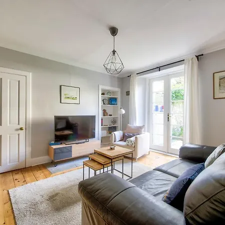 Guestready Fantastic 1bdr Wgarden In Stockbridge Apartment