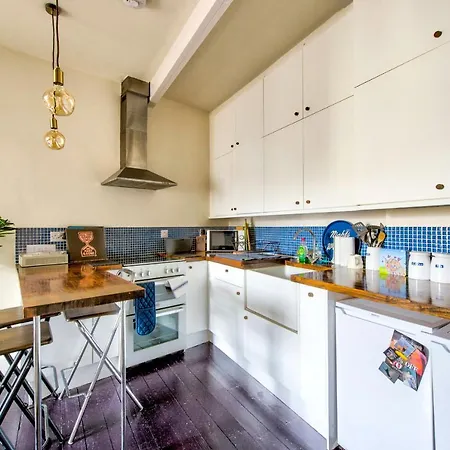 Guestready - Vibrant Attic Apt In Lovely Leith Appartement Edinburgh