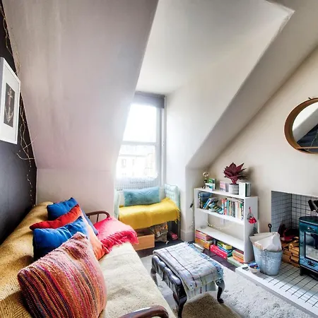 Apartment Guestready - Vibrant Attic Apt In Lovely Leith Edinburgh