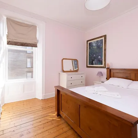 Joivy Gorgeous 1-bed Flat With A Shared Garden